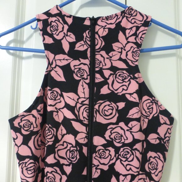 H&M Divided Pink and black rose print sleeveless form fitting dress - Picture 6 of 7